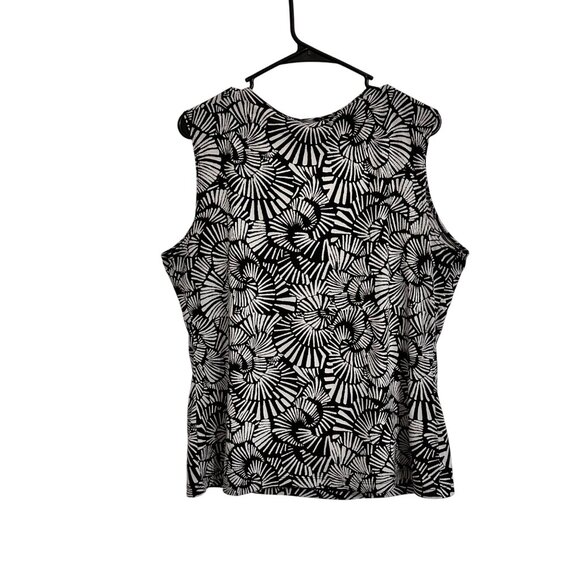 East 5th Black & White Sleeveless Top Abstract Pattern V Neck XL  Babydoll Boho - Picture 2 of 8